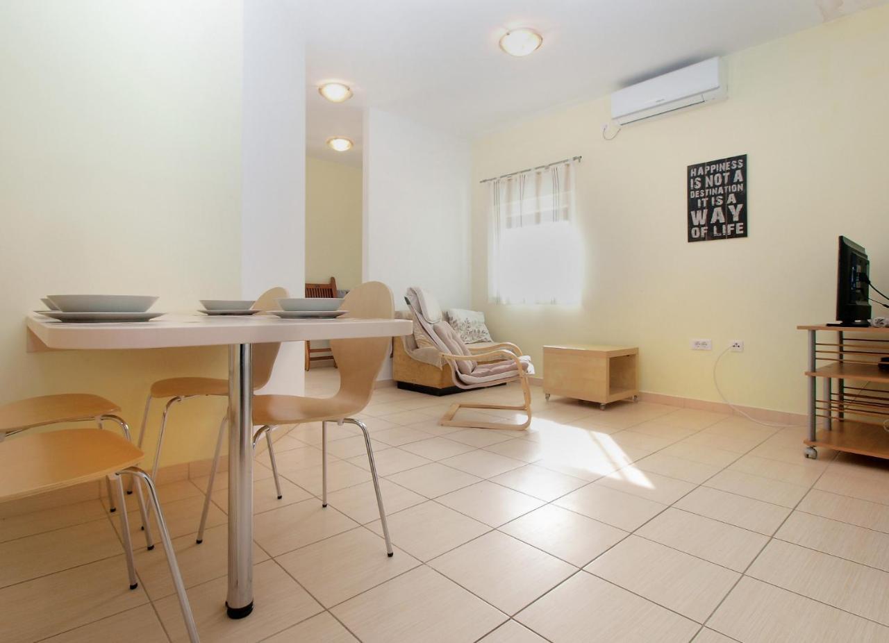 Apartments Mira 1804 Медулин Экстерьер фото